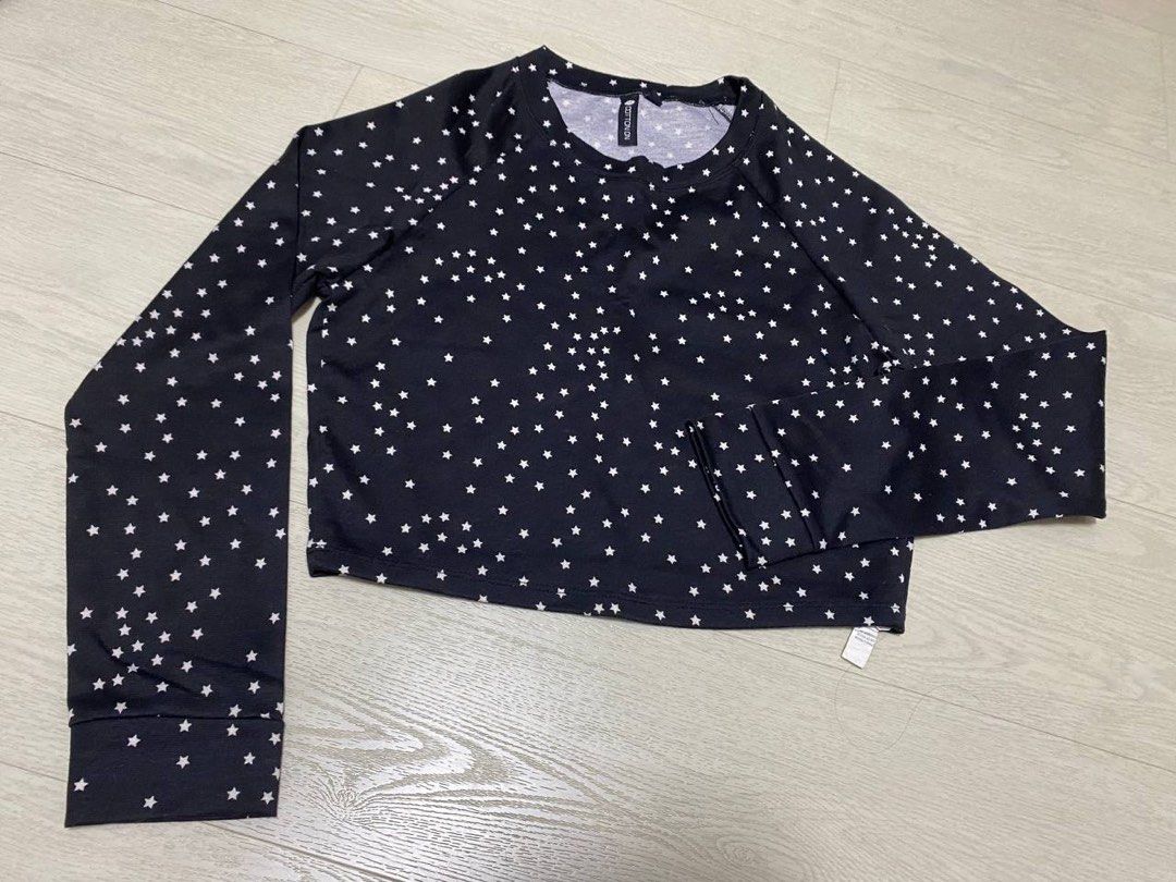 Star cropped sweater clearance