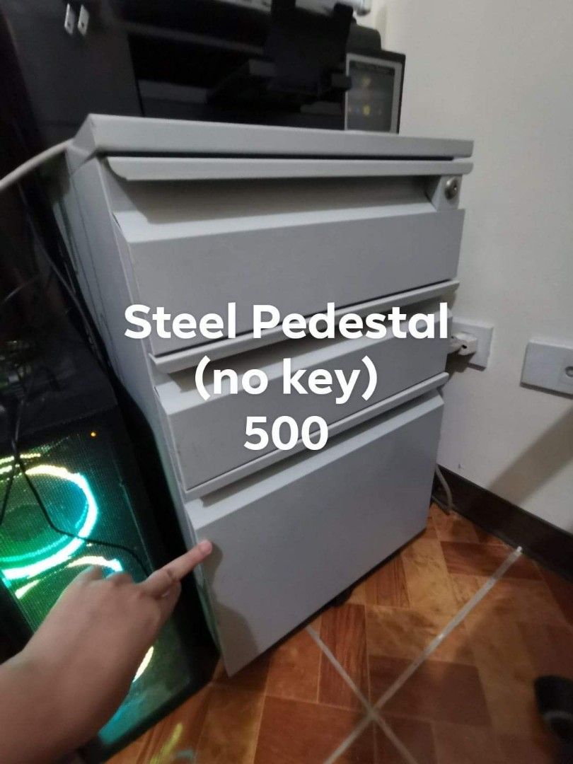 Steel Pedestal (no key), Furniture & Home Living, Office Furniture & Fixtures on Carousell