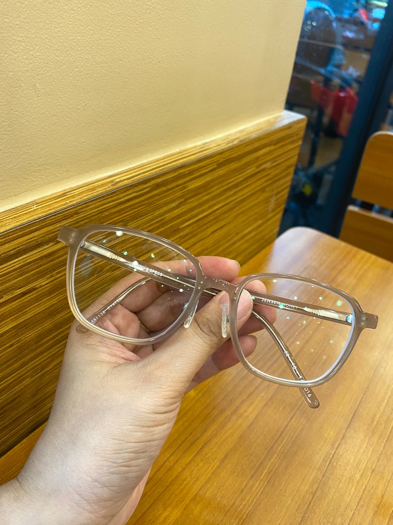 Sunnies Specs in Jensen Honey, Women's Fashion, Watches & Accessories