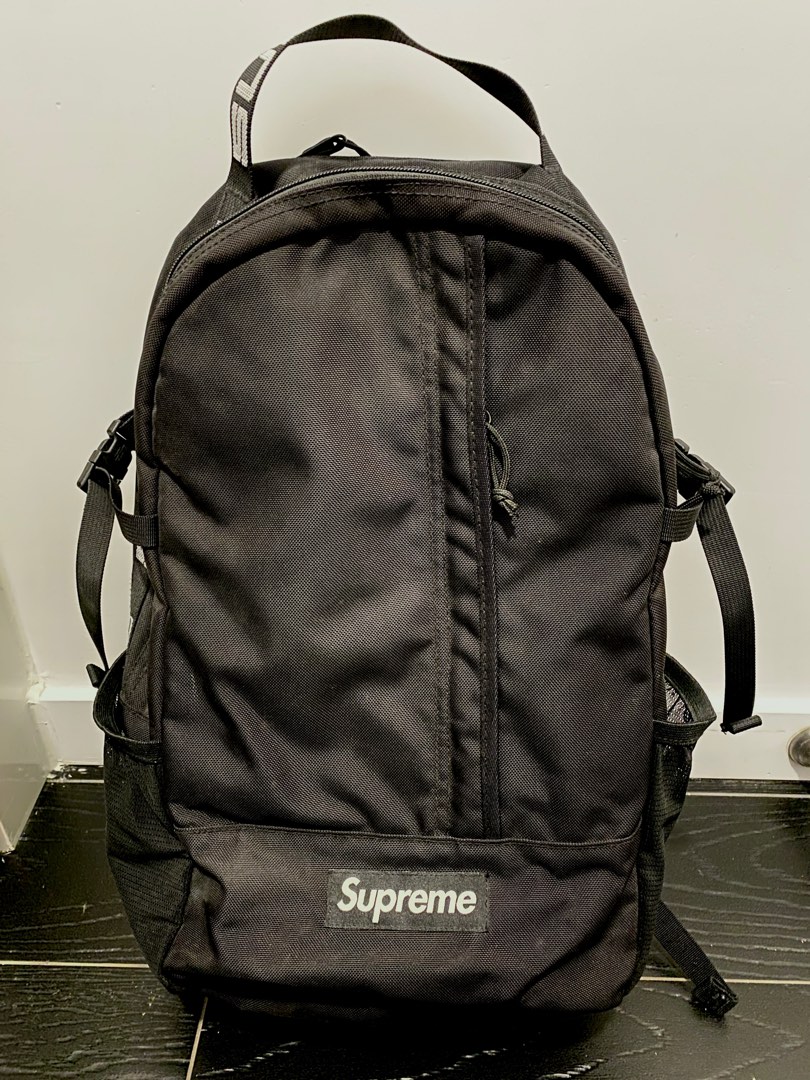 Supreme SS18 backpack black, 名牌, 手袋及銀包 Carousell