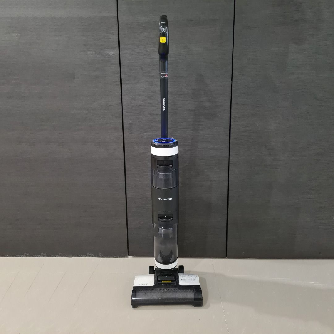 Tineco s3 wet dry mop, TV & Home Appliances, Vacuum Cleaner & Housekeeping  on Carousell