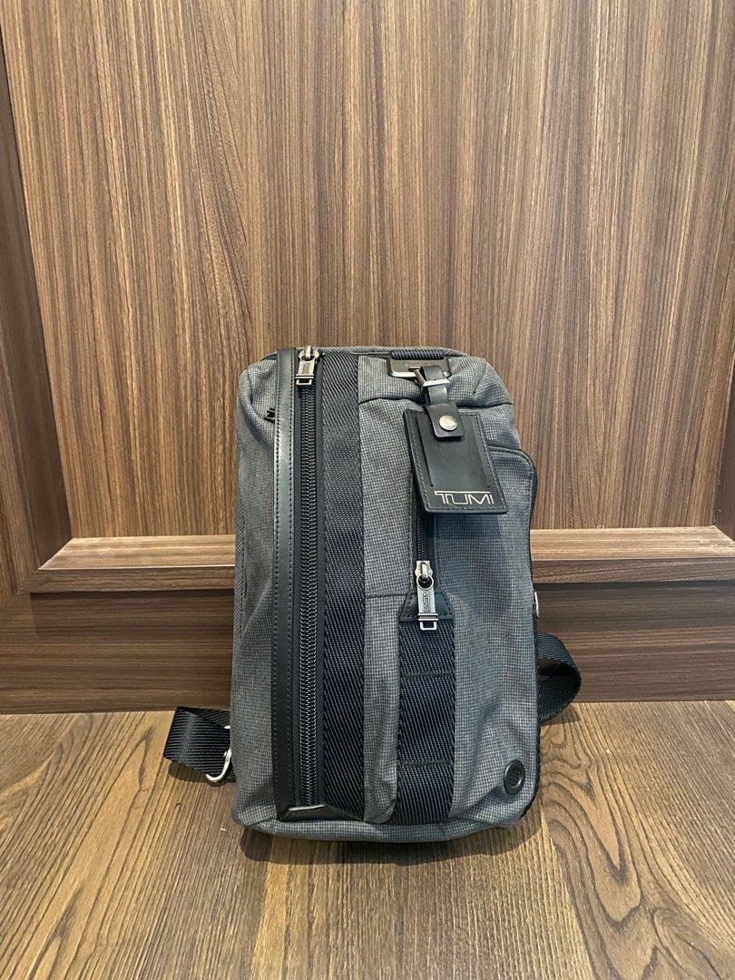 Tumi fremont morado sling backpack online