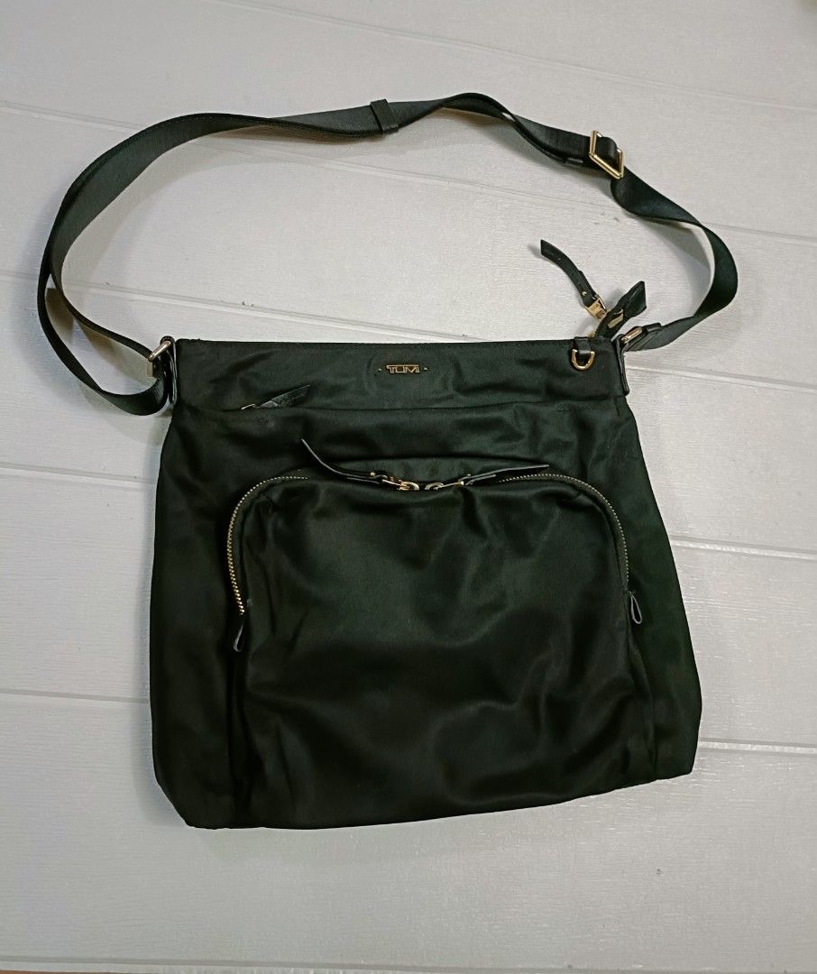 Tumi capri hot sale