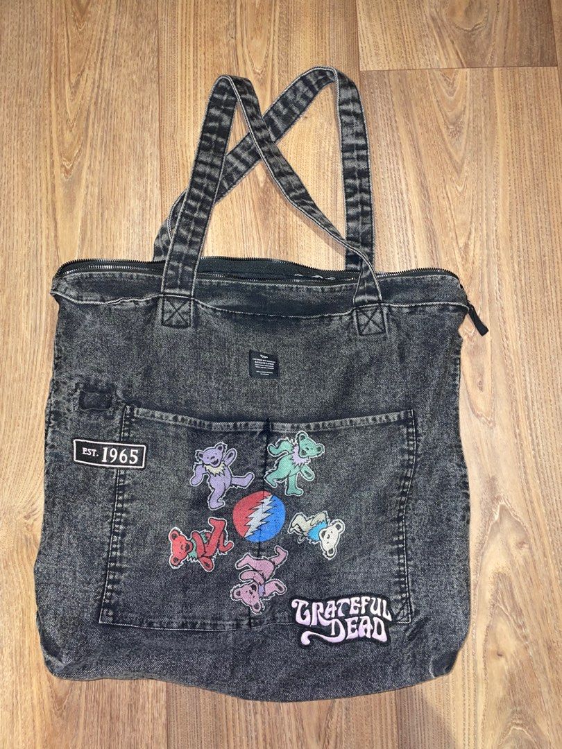 Typo tote bag Women s Fashion Bags Wallets Tote Bags on Carousell