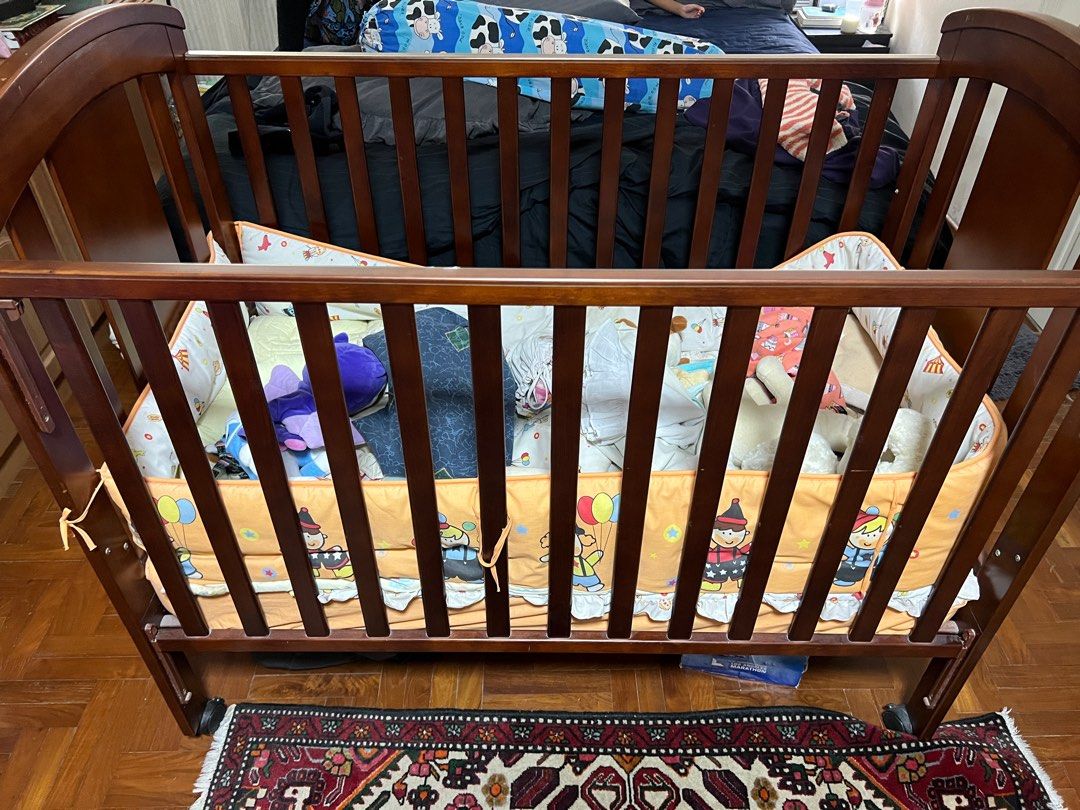 3 in 1 Convertable Baby Cot to Toddler Bed, Babies & Kids, Baby Nursery & Kids Furniture, Cots