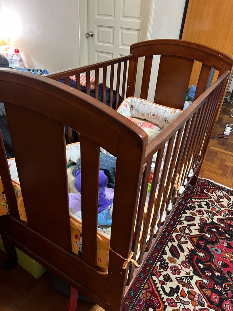 3 in 1 Convertable Baby Cot to Toddler Bed, Babies & Kids, Baby Nursery & Kids Furniture, Cots