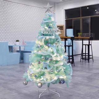 5 feet christmas tree with decor