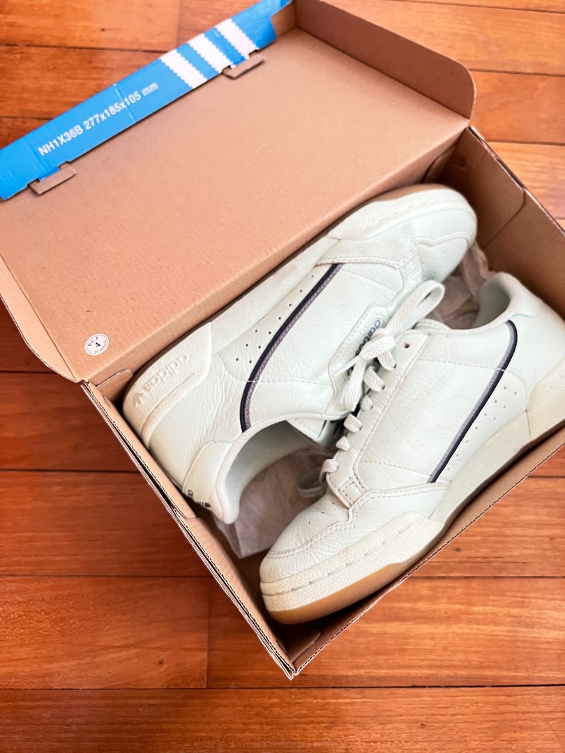 Continental outlet 8 mint