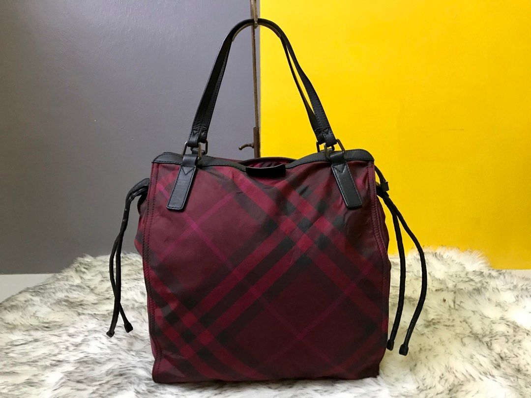 Authentic Burberry Buckleigh Packable Nylon Tote Bag Luxury Bags
