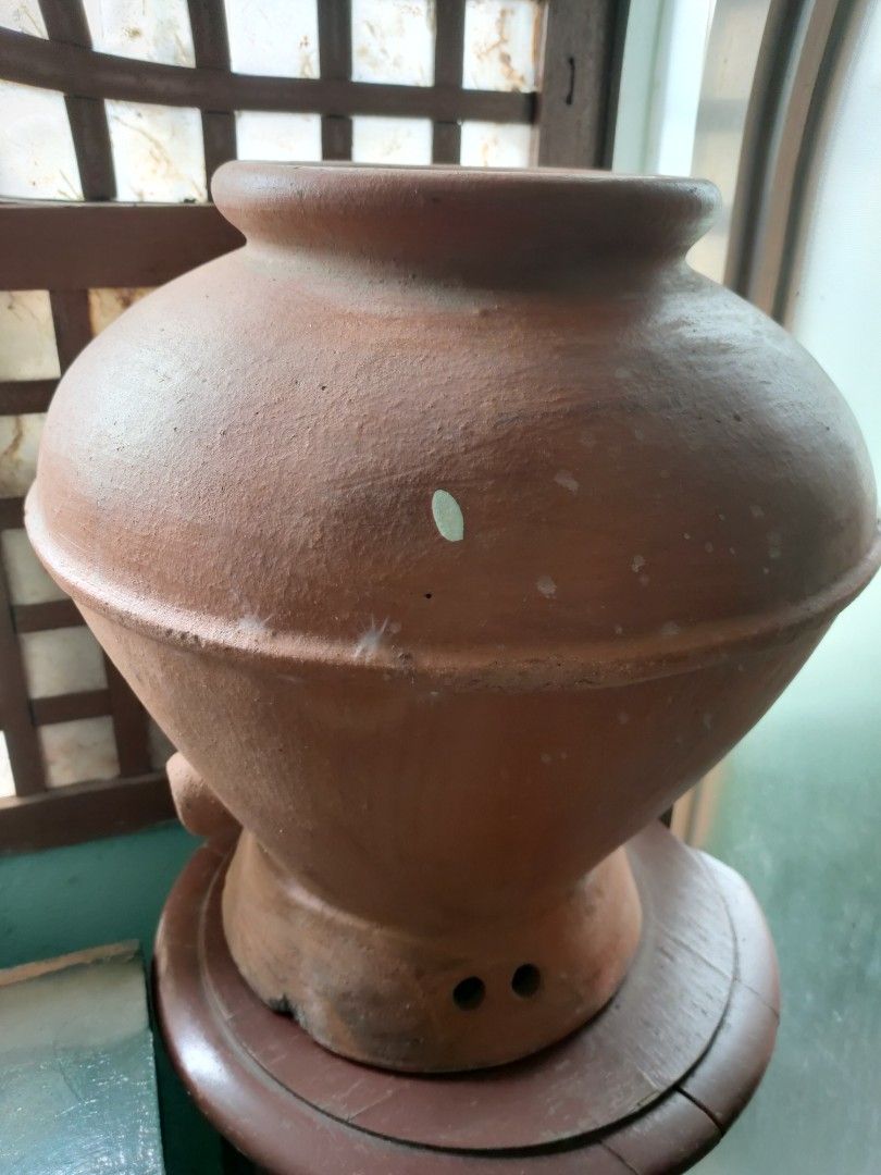 Bangga (Clay Water Jug) & Clay Pan set, Furniture & Home Living, Home