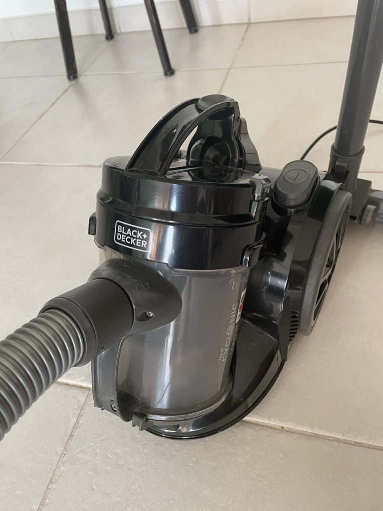 Black & Decker Vacuum, TV & Home Appliances, Vacuum Cleaner