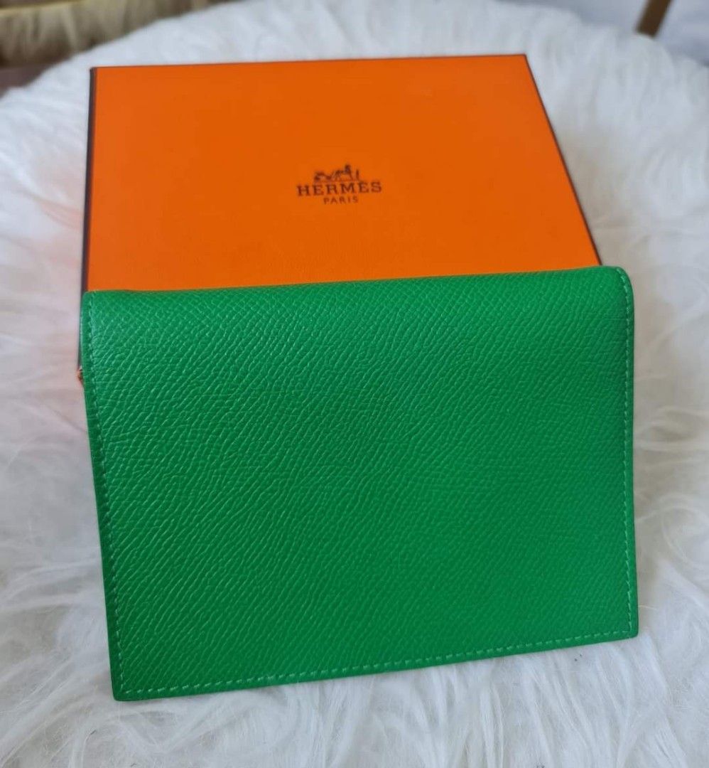 BN hermes passport holder (Category: Luxury Bags & Wallets) located in Butuan. Submitted by jen_pre (Listing ID 1195480134, Image 1). Description: .