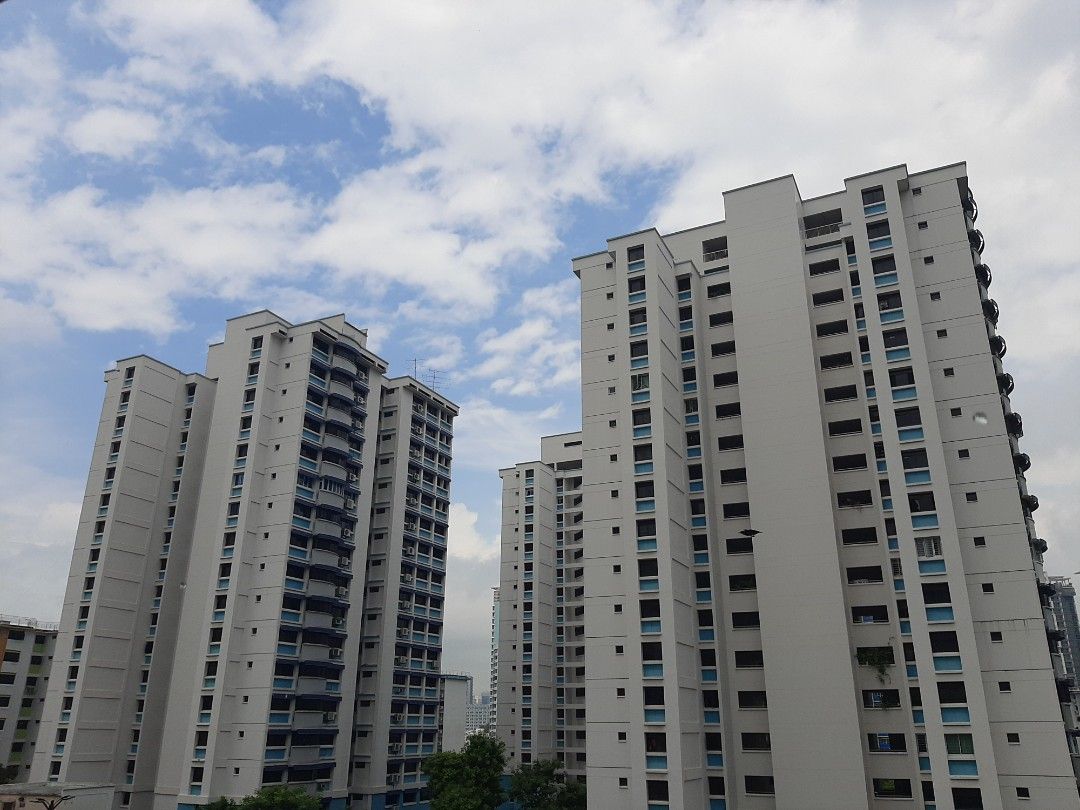 Buona Vista Mrt. Bk 1 Ghim Mwoh Road. Small Room for Rent. 1 Male., Property, Rentals, Room