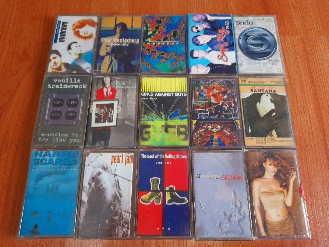 Cassette tapes, Hobbies & Toys, Music & Media, CDs & DVDs on Carousell