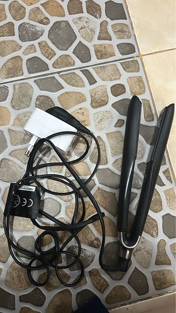 Catokan GHD platinum Elektronik Lainnya di Carousell