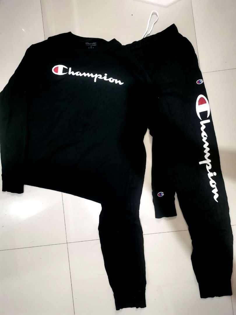Champion Sweatshirt and Pants aspack 