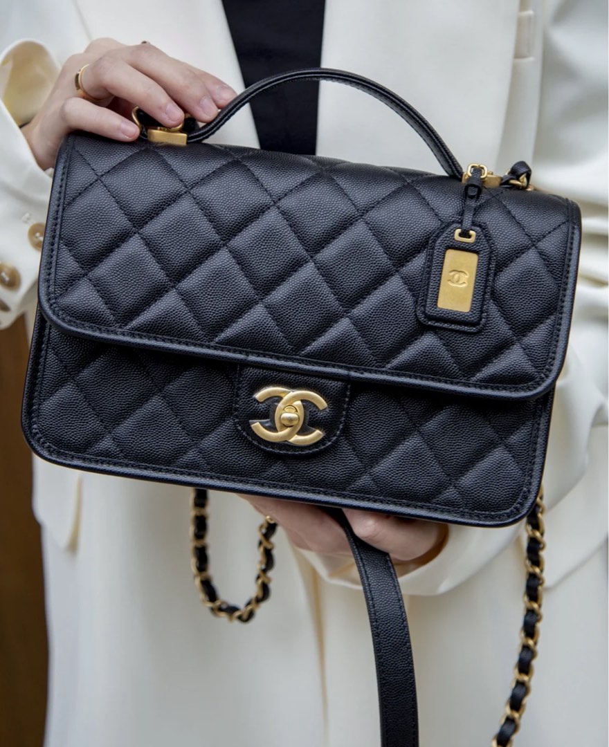 Chanel 22K Flap with Top Handle Black Caviar – ＬＯＶＥＬＯＴＳＬＵＸＵＲＹ