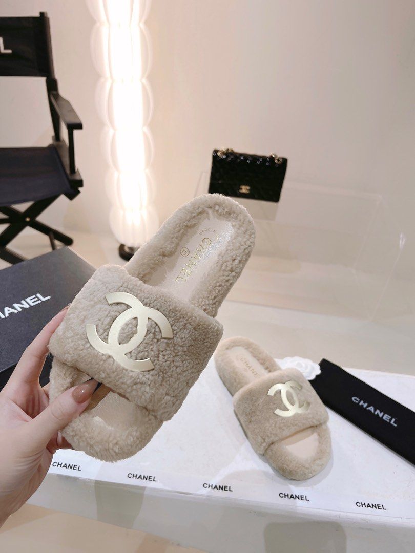 Chanel cheap slides furry
