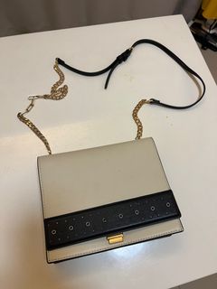 （分類：）位於 。 由 chellelle 提交（商品編號 1195567550，圖片 1）。簡介： 。