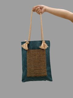 Oroton memento tote sale