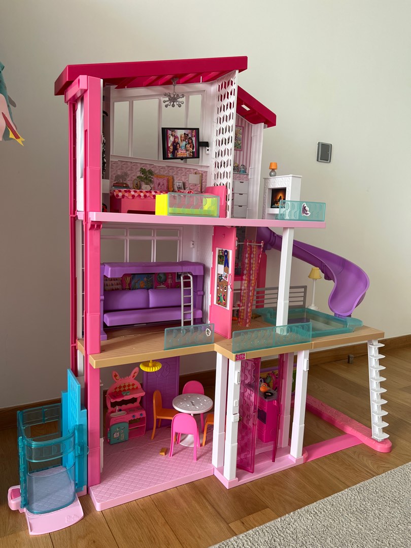 Olx barbie hot sale doll house