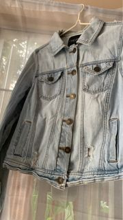 (Category: ) located in . Submitted by letsbuylarge (Listing ID 1195492266, Image 1). Description: .