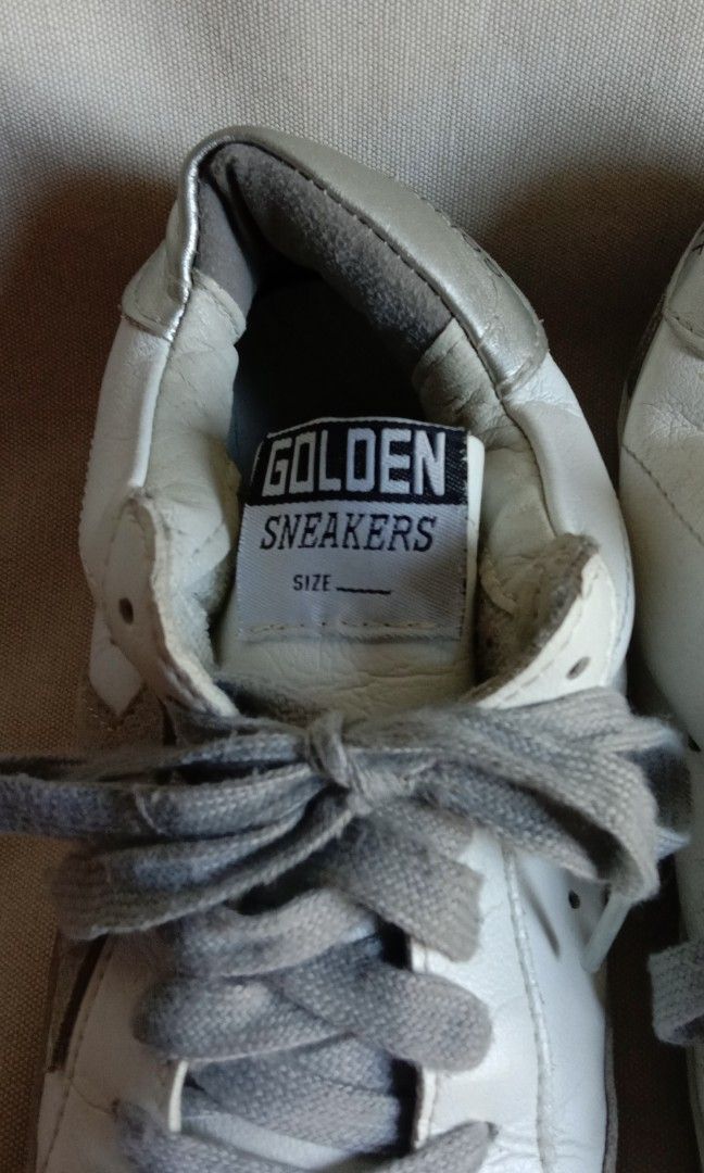 Golden star shoes top