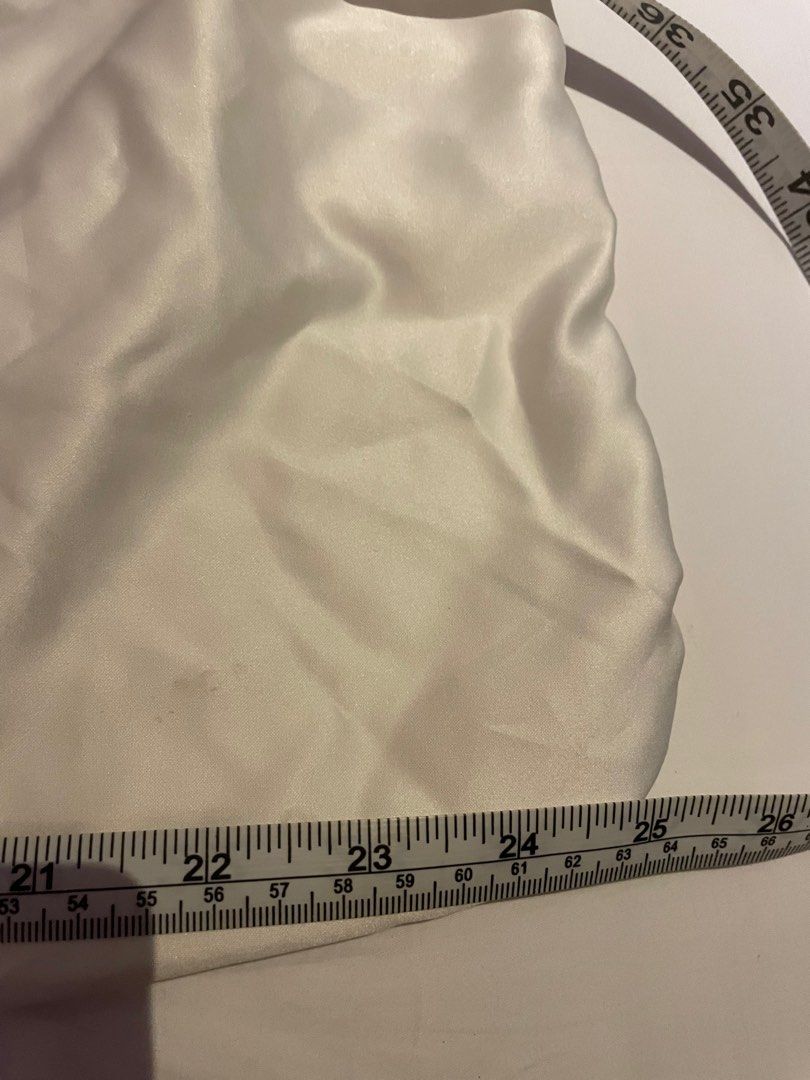 Gucci Extra Large Dustbag with paper bag (Category: Luxury Accessories) located in Quezon City. Submitted by tintin._. (Listing ID 1195525600, Image 2). Description: Authentic. .