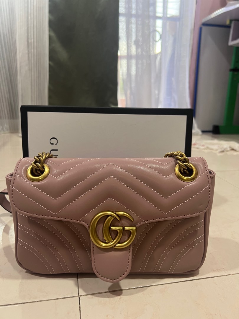 Gucci marmont 22, Women's Fashion, Bags & Wallets, Cross-body Bags on ...