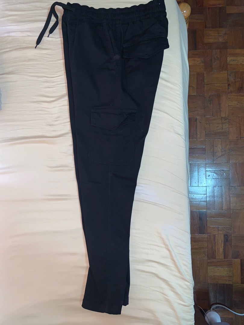 HSO Black Cargo pants w/ zipper, Men's Fashion, Bottoms, Trousers on