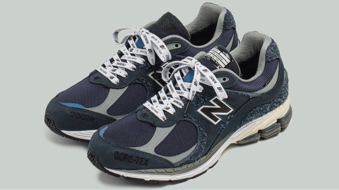 INVINCIBLE x x New Balance 2002R GORE-TEX「Blue Moon