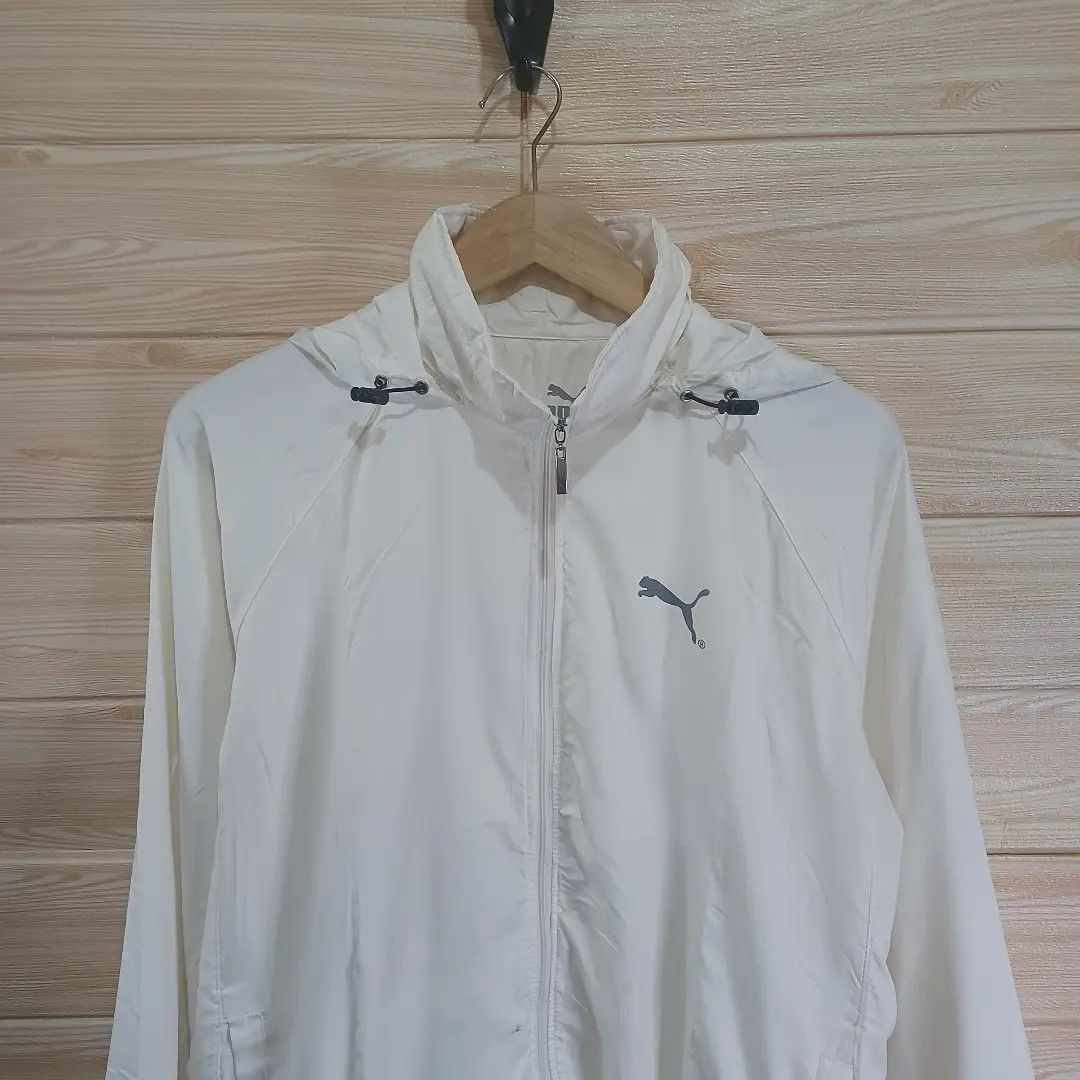 Jaket Outdoor Sport Kode OS 37 Puma Size L P68 x L58 Idr 125k
