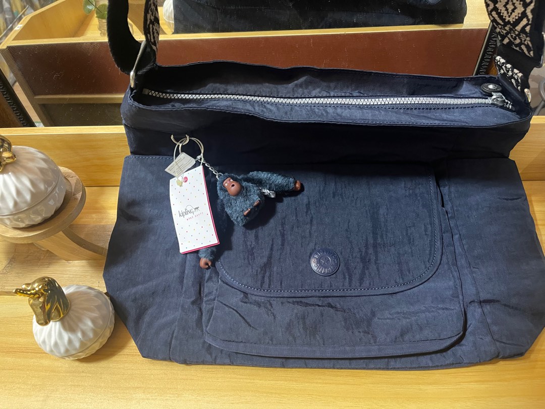 Kipling Nyrie Crossbody Bag, Luxury, Bags & Wallets on Carousell