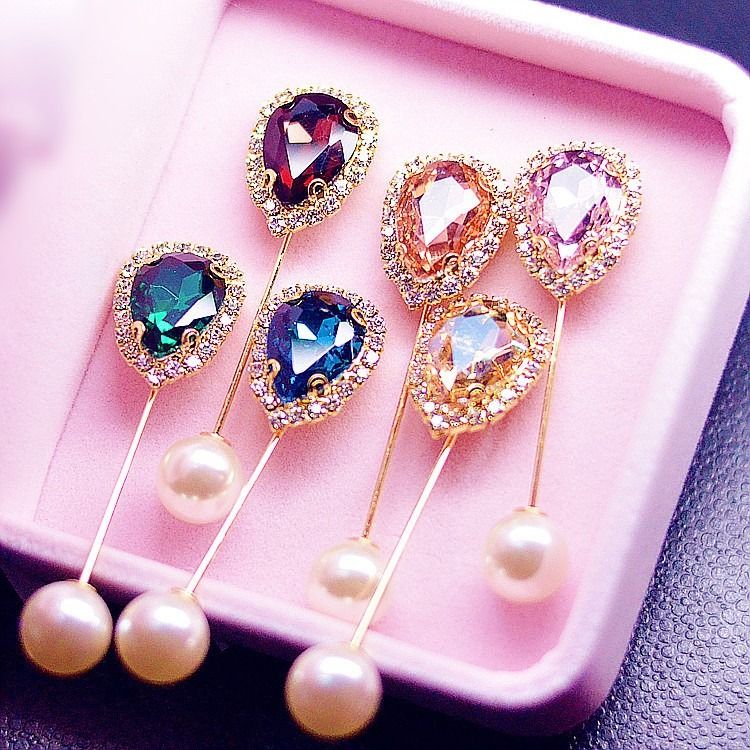 Gem brooch outlet