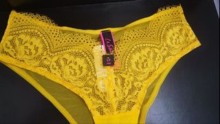 (Category: ) located in . Submitted by Alicexoxo (Listing ID 1195477989, Image 1). Description: .