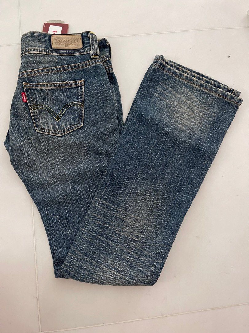 Levi's size 25 (Authentic), Women's Fashion, Bottoms, Jeans & Leggings on  Carousell