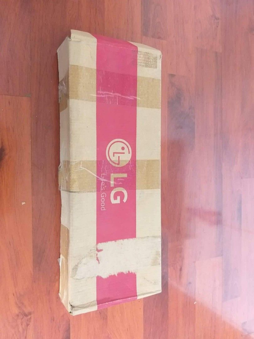 LG Brand TV Wall Bracket TV Home Appliances TV Entertainment TV lg-brand-tv-wall-bracket-tv-home-appliances-tv-entertainment-tv