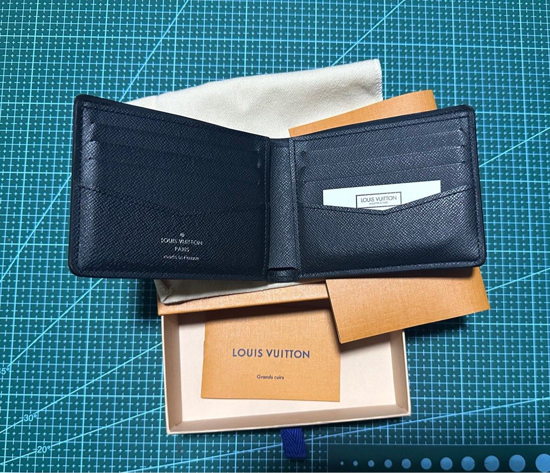 Shop Louis Vuitton SLENDER Slender wallet (M30539) by Bellaris