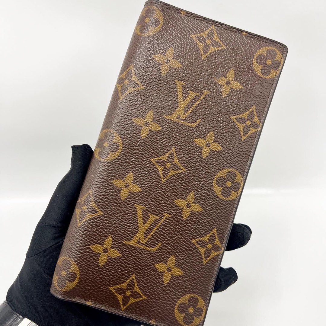 Louis Vuitton Brazza Wallet Blurry Monogram Brown in Coated Canvas