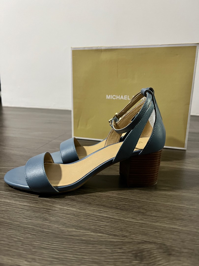 Michael Kors Cardi Flex Mid Leather Heels, Women's Fashion, Footwear, Heels  on Carousell