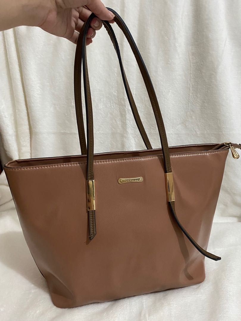 Michaela Shoulder Bag