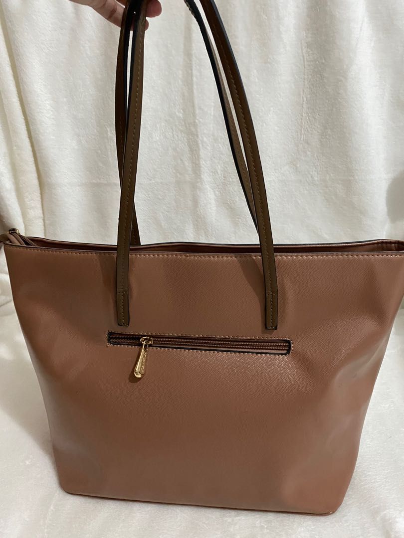 Michaela Shoulder Bag