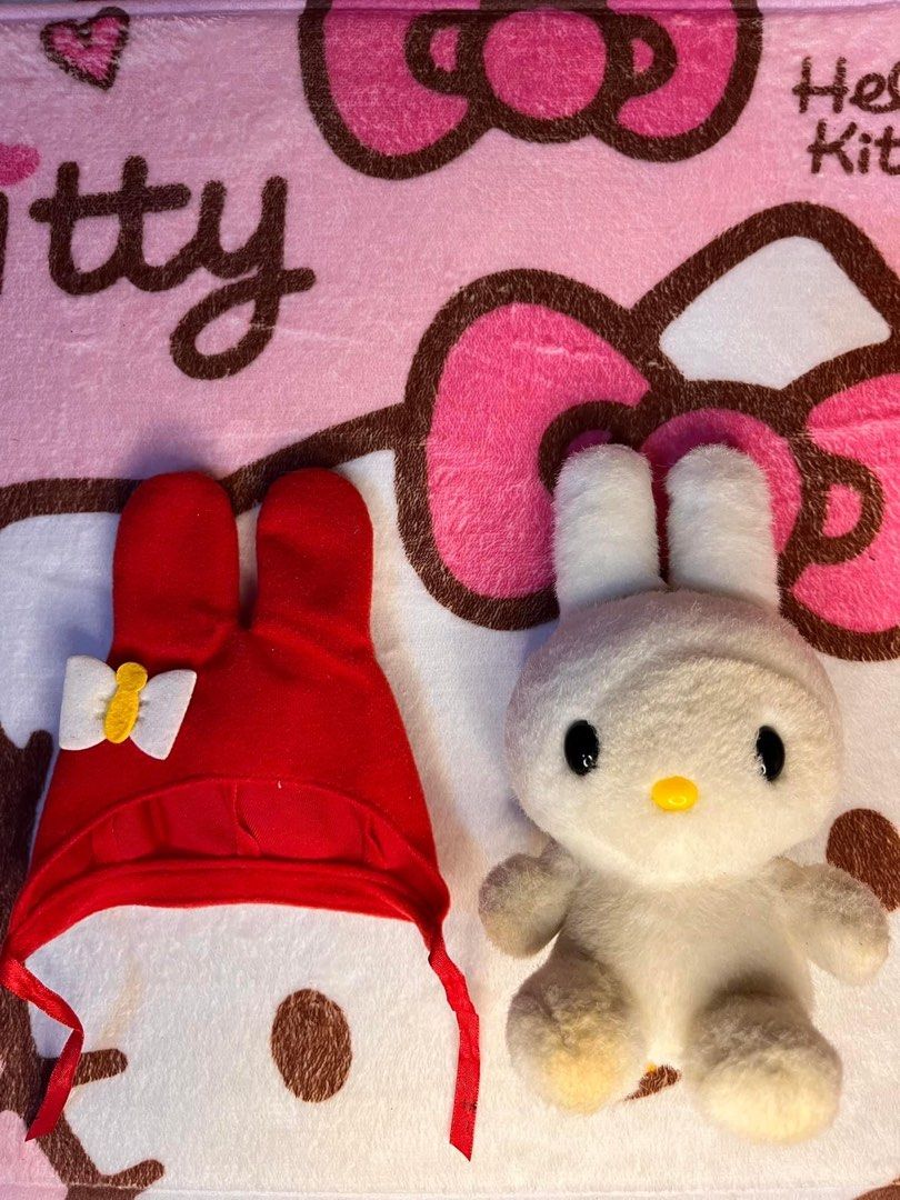 My melody Hood., Women's Fashion, Watches & Accessories, Hats & Beanies