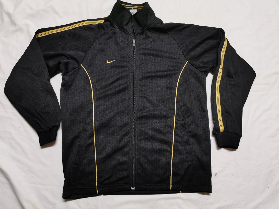 Black and gold 2025 nike track jacket