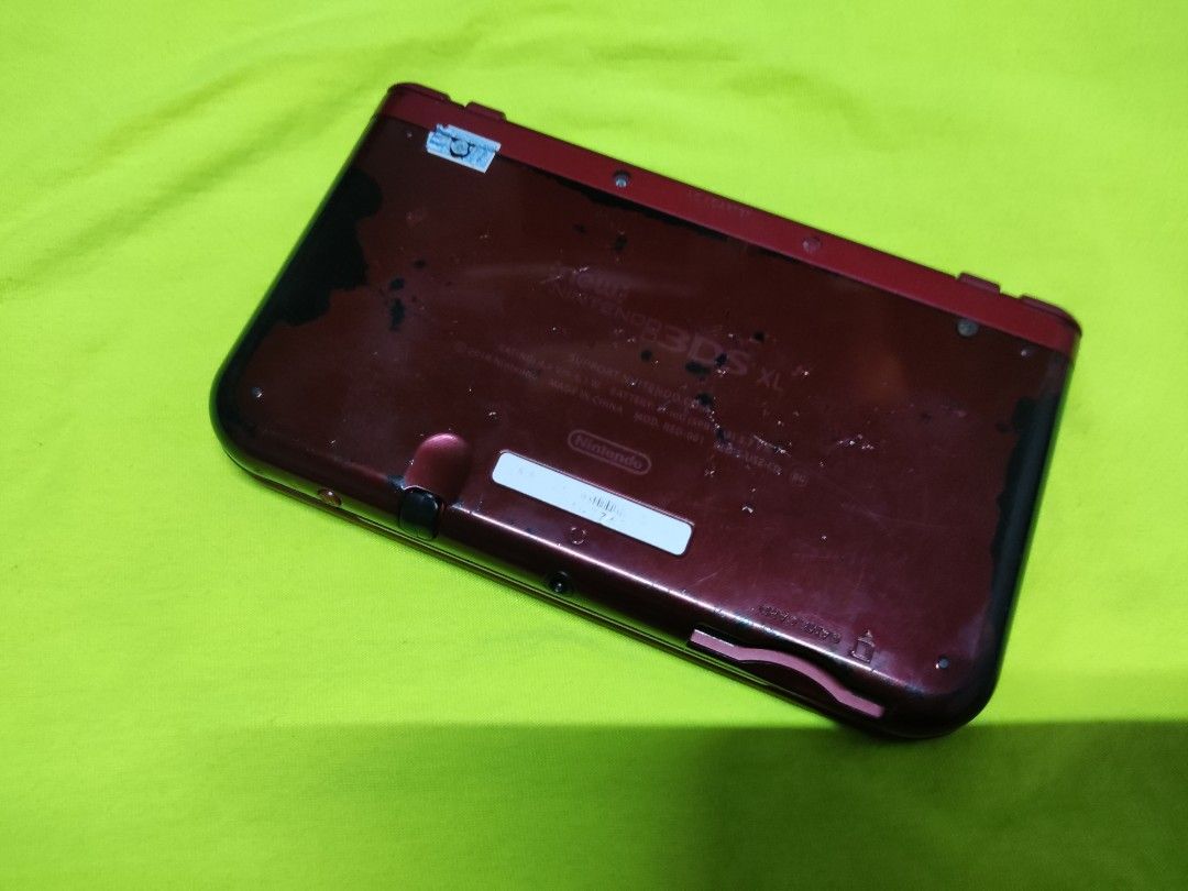 Nintendo New 3ds XL red, Video Gaming, Video Game Consoles, Nintendo on
