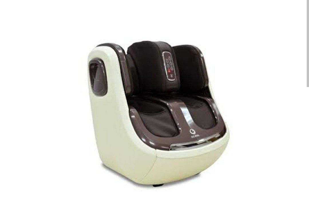 OGAWA OMKNEE FOOT MASSAGER (Category: Massage Devices) located in Paranaque City. Submitted by well.loved_pre.loved (Listing ID 1195523477, Image 1). Description: Selling our Preloved Ogawa Foot & Leg Massager. Very good condition. Working perfectly well. RFS: Upgrading to massage chair *slightly negotiable * *shipping fee is charge to buyer * Please manage your expectations when buying preloved items. Location : Paranaque.