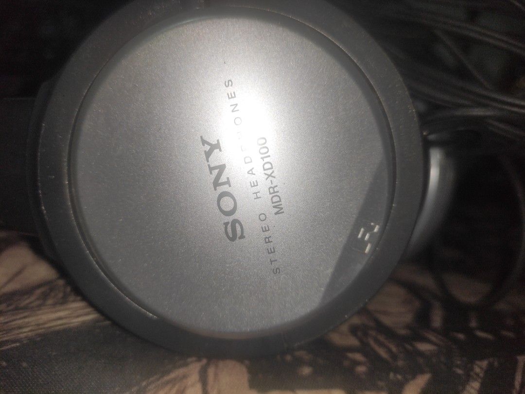 ORIGINAL SONY STUDIO HEADPHONES (Category: Headphones & Headsets) located in Cavite. Submitted by kenrio (Listing ID 1195549034, Image 3). Description: For sale: Original Sony MDR-XD100 from japan In good condition (You can test it on meet up or Cash on delivery) No box, just unit itself (lost box) Cavite & Manila area meet up COD via lalamove around Calabarzon or NCR only If you have other questions, just message me thanks.