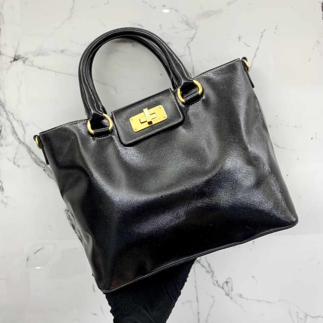 バッグ PRADA ENAMEL PATENT MINI BOSTON HAND BAG PRADA ENAMEL PATENT MINI BOSTON HAND BAG（Genuine Prada