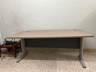 Pre-Loved 1.8M Computer Table