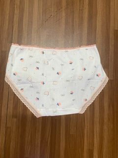 (Category: ) located in . Submitted by astrid.secrets (Listing ID 1195568567, Image 1). Description: .